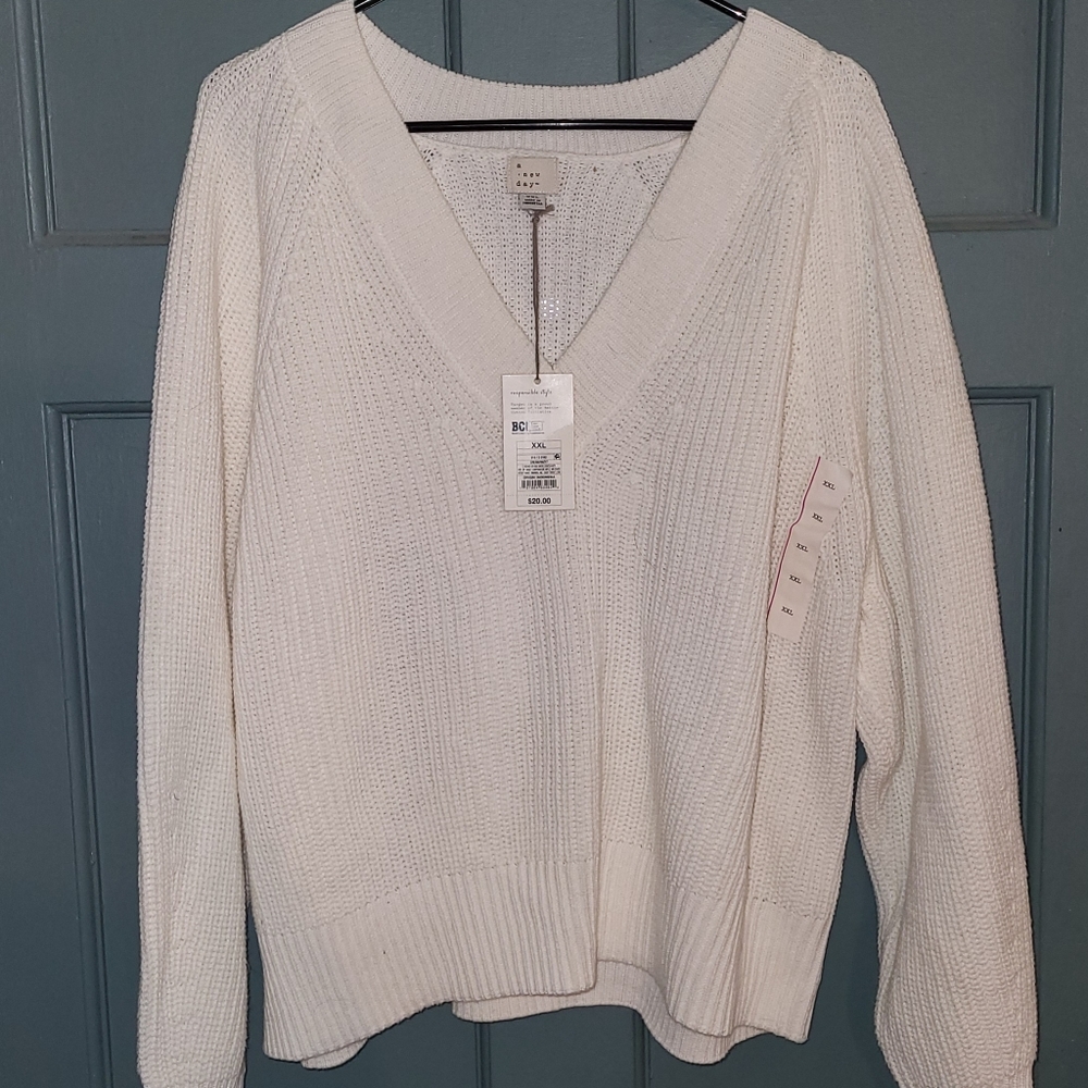 A New Day Womens Sweater. Size XXL. NWT.